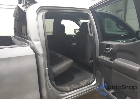 2024 Chevrolet Silverado 1500 4Wd Standard Bed Custom z USA, uszkodzony, nr VIN 3GCPDBEK3RG445267